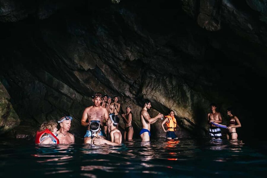 Dubrovnik: Blue Cave and Elafit Small Group Boat Exploration - What the boat adds to the experience
