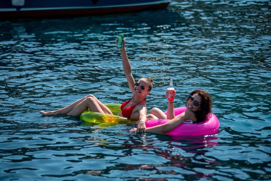 Dubrovnik: Blue Cave Tour with Panoramic Old Town View - The speedboat ride and coastal views