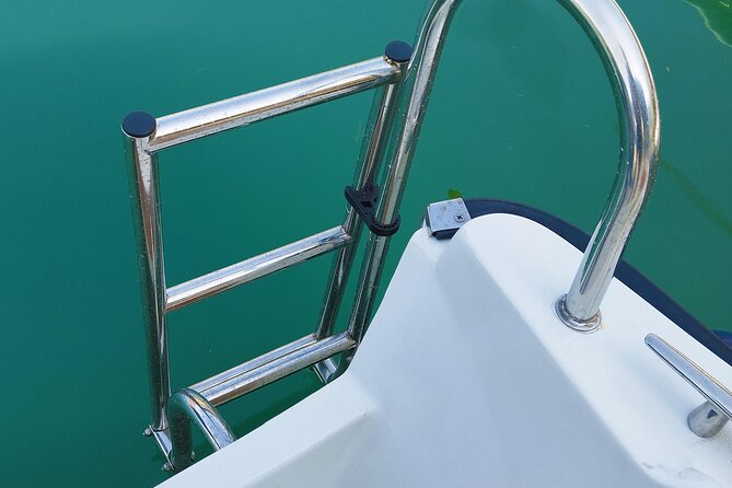 Dubrovnik Boat Rental without License - A practical plan for food, water, and sun