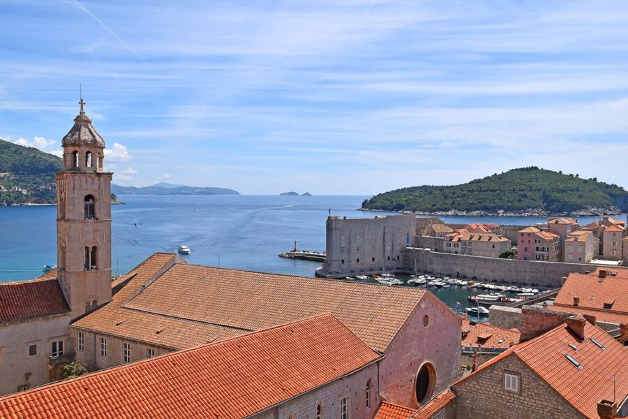 Dubrovnik: City Walls Early Morning or Sunset Walking Tour - Revelin, St. John Fort, and the harbor side