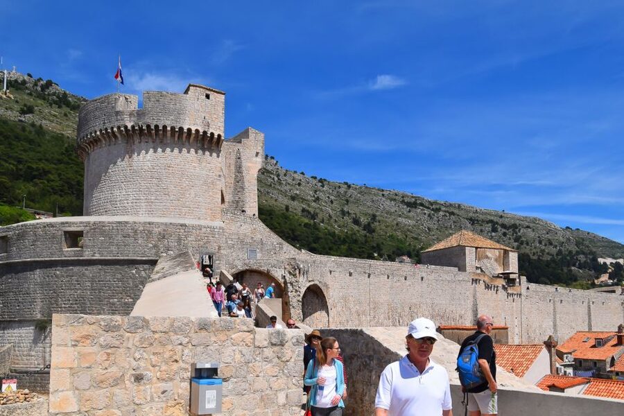 Dubrovnik: City Walls Early Morning or Sunset Walking Tour - Early morning or sunset: which departure should you choose?