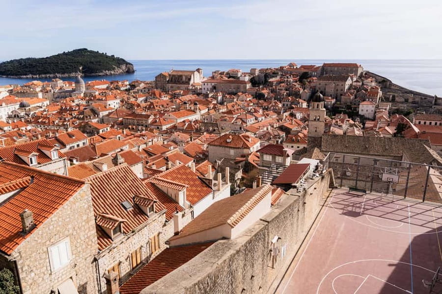 Dubrovnik: City Walls Guided Tour-Small Group Experience - Towers, bastions, and the city below