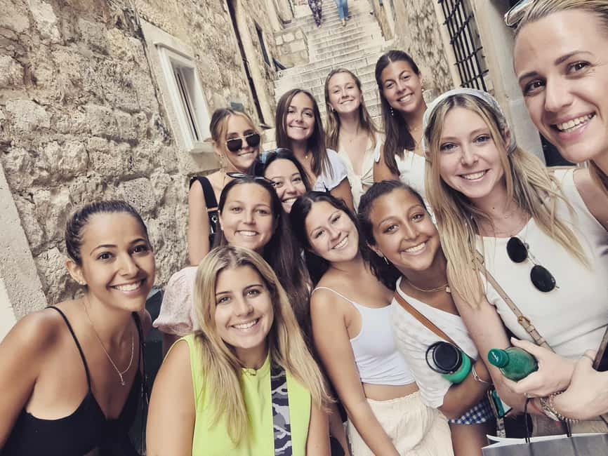 Dubrovnik:City Walls & Old Town 2 in 1 Walking Tour - Old Port: a change of mood