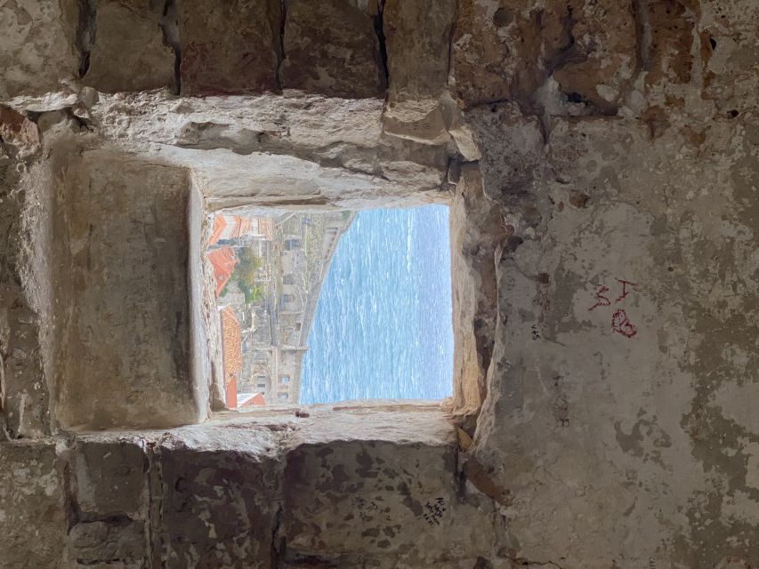 Dubrovnik: City Walls Tour for Early Birds & Sunset Chaser - Two kilometers above the Old Town