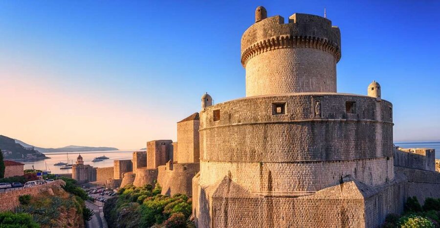 Dubrovnik City Walls Walking Tour - Climbing at Pile Gate and reaching the ramparts