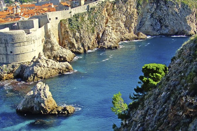 Dubrovnik City Walls Walking Tour (entrance ticket included) - Heat, crowds, and the question of pacing