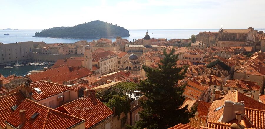 Dubrovnik: Early Bird Walking Tour - Orlando’s Column and the ceremonial center