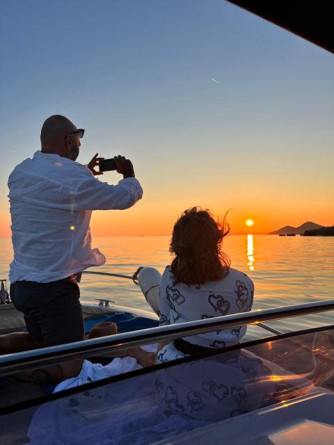 Dubrovnik: Elafiti Island Private Speedboat Tour - Smokovaca Bay and the smaller swimming stops