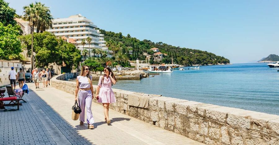 Dubrovnik: Elaphite Island Cruise w/ Drinks & Optional Lunch - A relaxed route from Dubrovnik’s harbor
