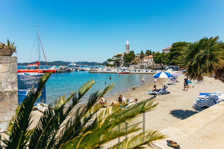 Dubrovnik: Elaphite Island Cruise w/ Drinks & Optional Lunch - What the boat setup means in practice