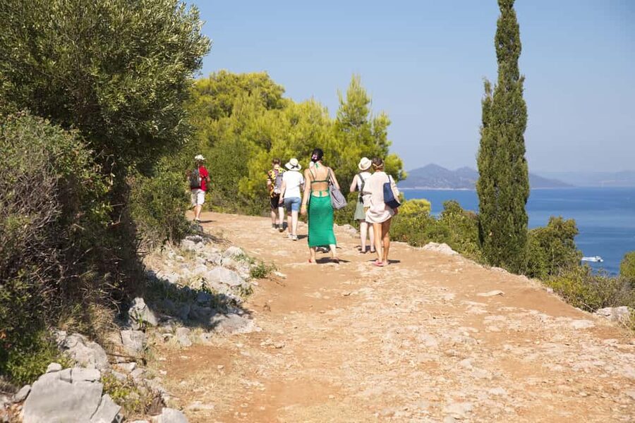 Dubrovnik: Elaphite Island Hopping Cruise on Karaka Ship - Lopud: three hours for swimming, walking, and lunch