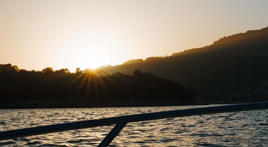 Dubrovnik:Elaphiti Islands and caves Private Speedboat Tour - The Three Green Caves and quiet-water swimming