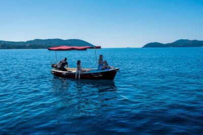 Dubrovnik: Elaphiti Islands Boat Rental