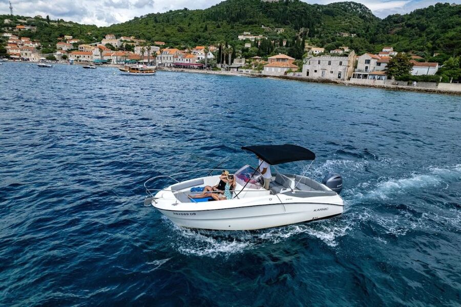 Dubrovnik: Elaphiti Islands Private Day Cruise by Speedboat - Should You Book the Elaphiti Islands Cruise?