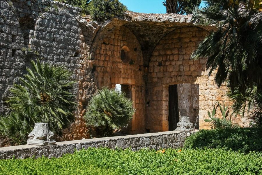 Dubrovnik: Epic Game of Thrones Tour + Lokrum & Saver Option - Pile Gate, Stradun, and the city’s main spine