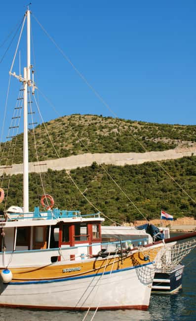 Dubrovnik: Full-Day Blue Cave & Elaphiti Islands Boat Tour - Why this island day works so well from Dubrovnik