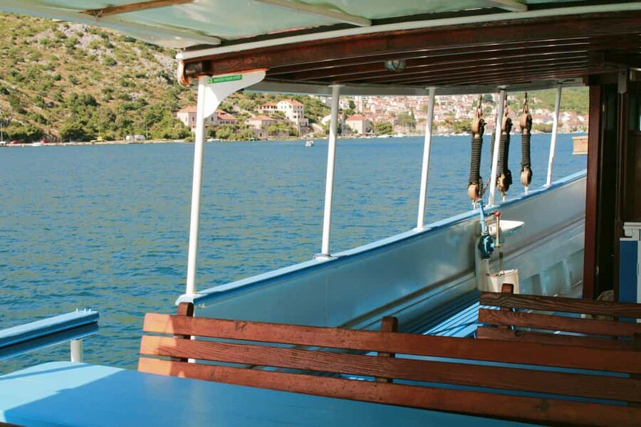 Dubrovnik: Full-Day Blue Cave & Elaphiti Islands Boat Tour - Who should book this Dubrovnik boat tour?