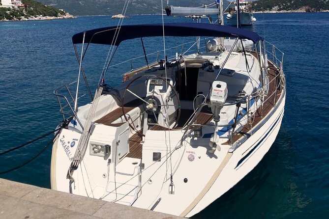Dubrovnik : Full Day Group Sail Boat Tour to Elaphiti & Blue Cave - Šunj Beach: a rare sandy pause