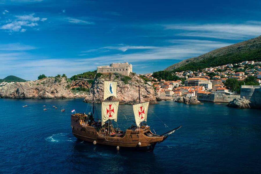 Dubrovnik: Galleon Sunset Cruise with a Live Guide & Drink - Key points to know before booking