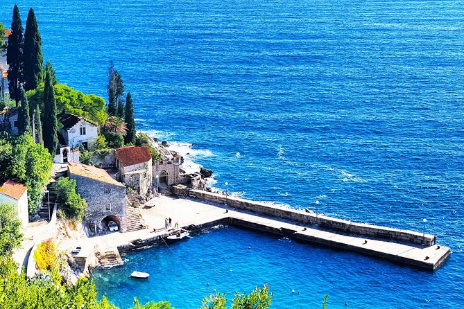 Dubrovnik Game of Thrones Driving Tour - A Final Drive Along the Old Town Walls