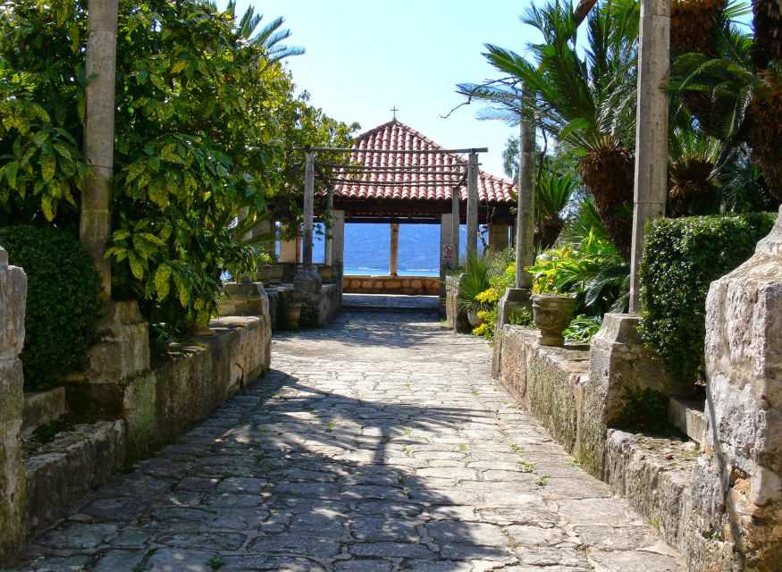 Dubrovnik: Game of Thrones Locations Driving Tour - The guide can make or break the experience