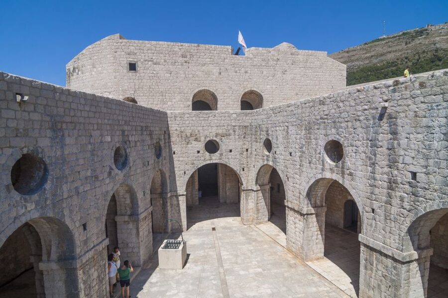 Dubrovnik: Game of Thrones Walking, Car and Boat Tour - The two-hour walk through Kings Landing