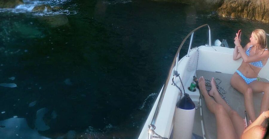 Dubrovnik: Half-Day Private Boat Trip to Elafiti Islands - Kolocep’s caves and blue light