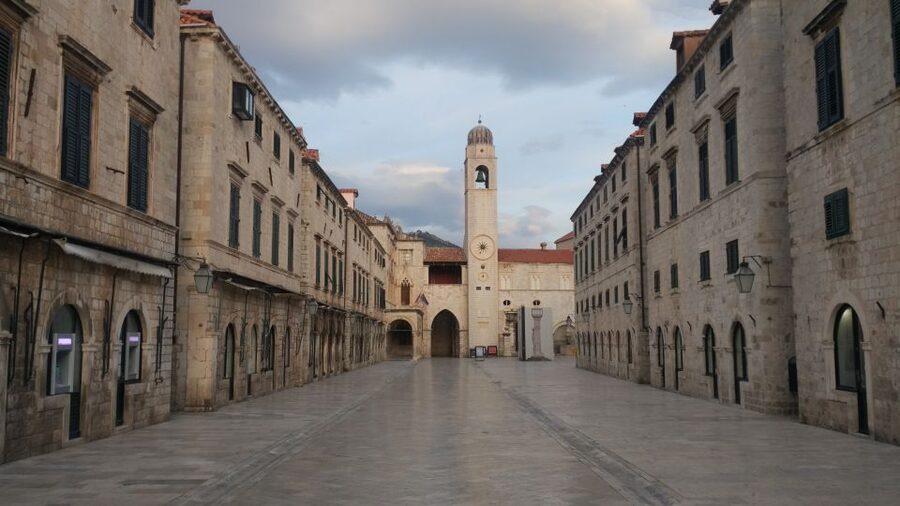 Dubrovnik: Insider 90-Minute Walking Tour With a Local - Meeting by Ploče Gate and Revelin Fortress