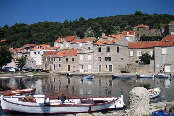 Dubrovnik Islands Boat Tour with Lunch and Unlimited Drinks - Meeting at 9 a.m. and heading out from Dubrovnik