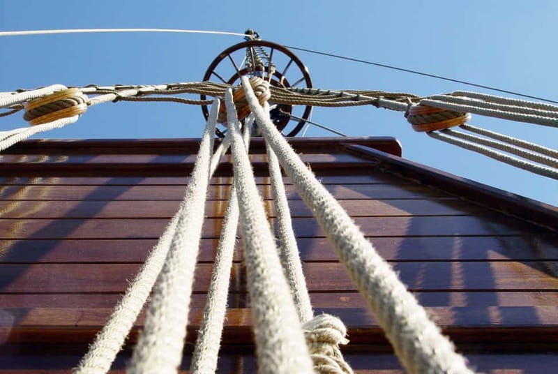 Dubrovnik: Karaka - Game of Thrones Cruise & Walking Tour - Entering Dubrovnik’s Old Town by boat