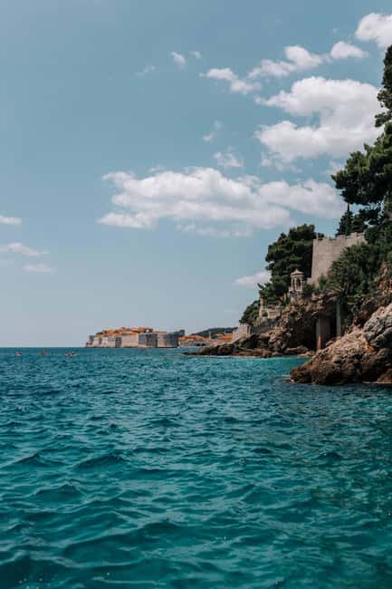 Dubrovnik: Kayak Rental - What the staff add to a self-guided rental
