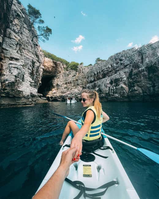Dubrovnik: Kayak Rental - Choosing your route before leaving shore