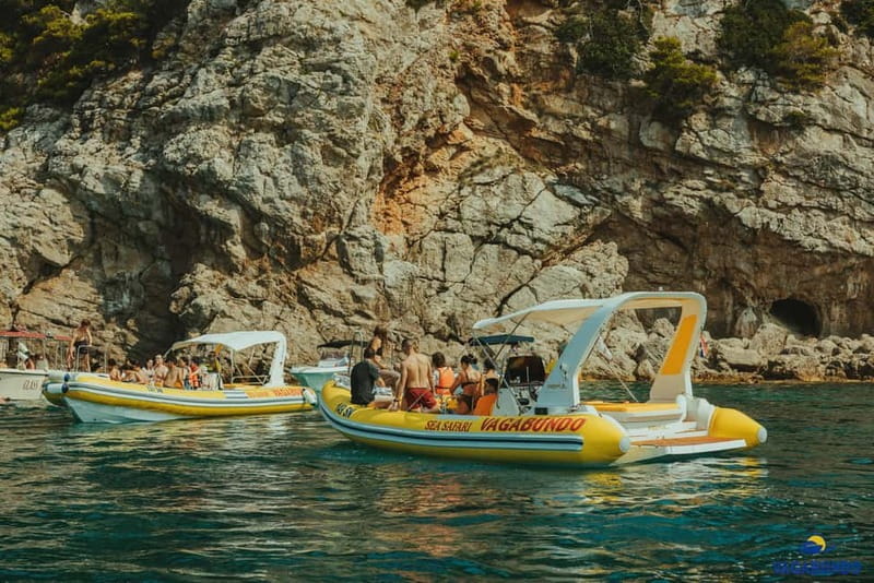 Dubrovnik: Morning Blue Cave speedboat tour with drinks - Šunj Beach gives you two hours to slow down