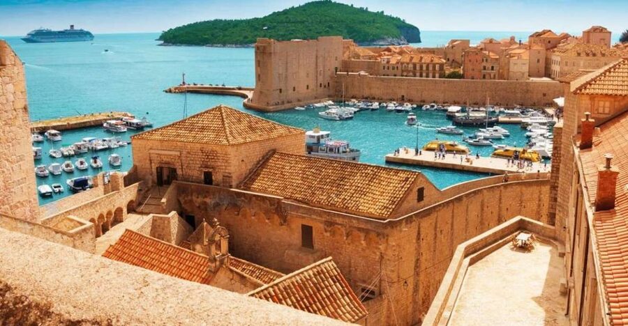 Dubrovnik: Old Town and City Walls Guided Walking Tour - Starting at Pile Square, Dubrovnik’s natural front door