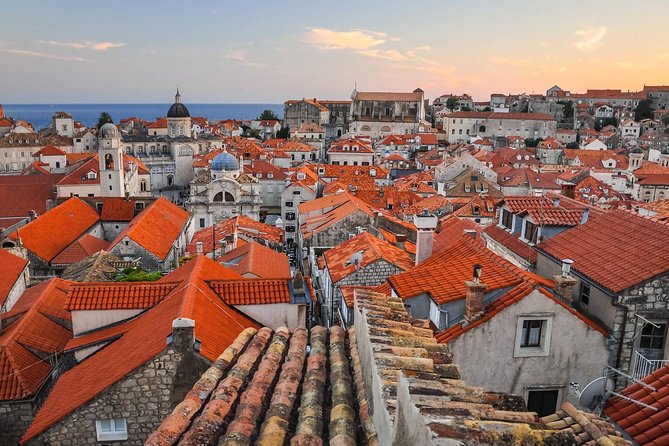 Dubrovnik Old Town Food Tour: Small-Group Experience - Wine, local drinks, and the social side of the tour
