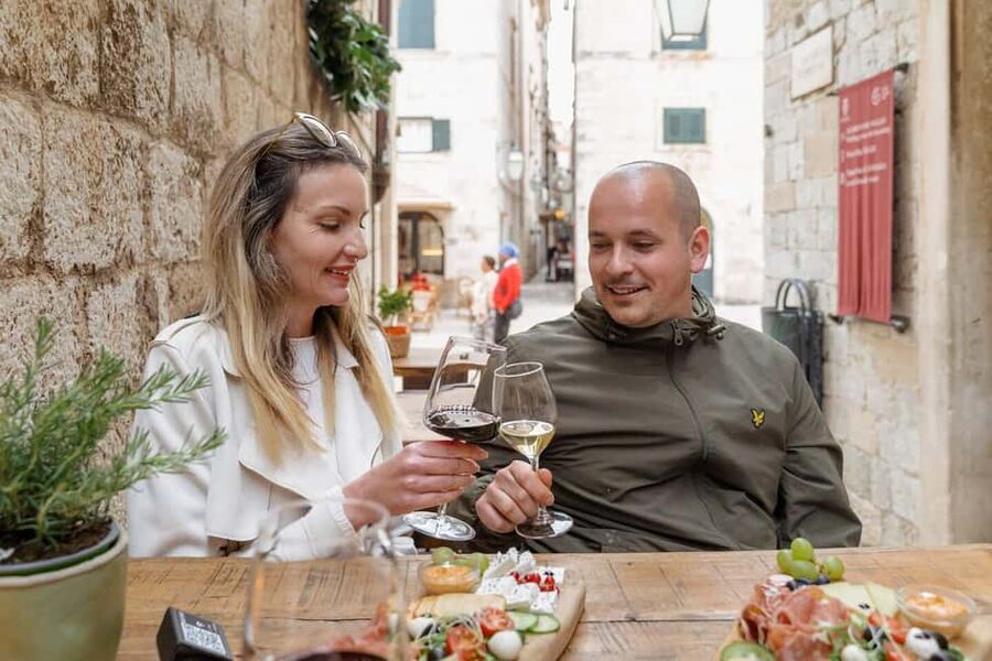 Dubrovnik Old Town: Night tour with History, Wine & Bites - Rector’s Palace and Dubrovnik’s political heart