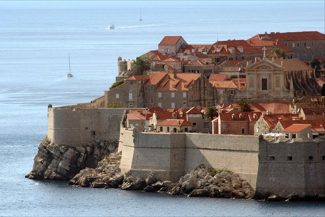 Dubrovnik Old Town: Small-Group Walking Tour With A Local - Starting at Ploče Gate with Dubrovnik’s story