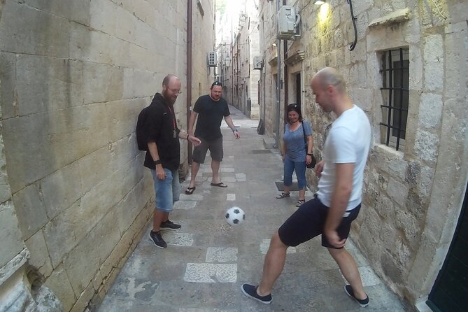 Dubrovnik Old Town: Small-Group Walking Tour With A Local - Baroque churches and stories of faith