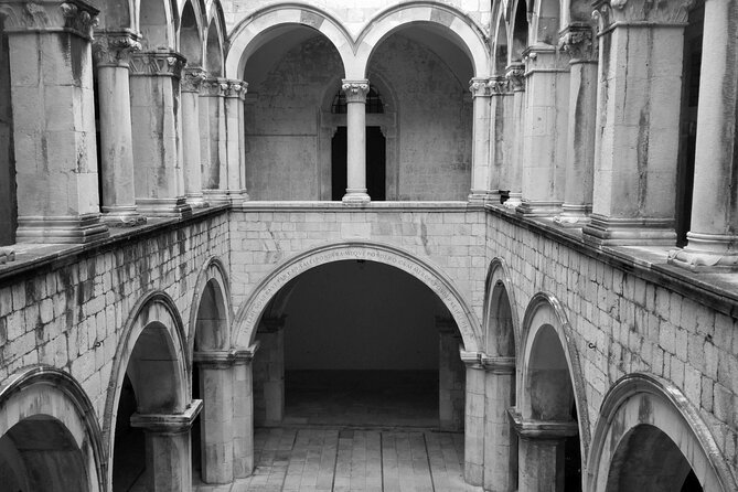 Dubrovnik Old Town: Small-Group Walking Tour With A Local - Marin Držić, Sponza Palace, and the city’s public face