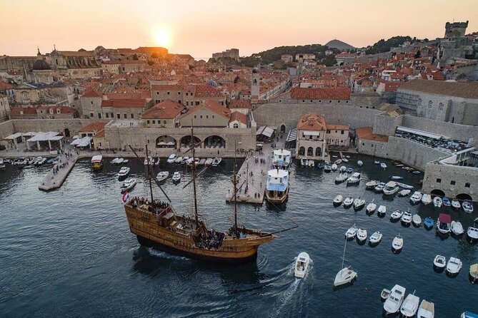 Dubrovnik Old Town Walking Tour and Cruise with Karaka - Starting in Gruž, then approaching Dubrovnik by sea