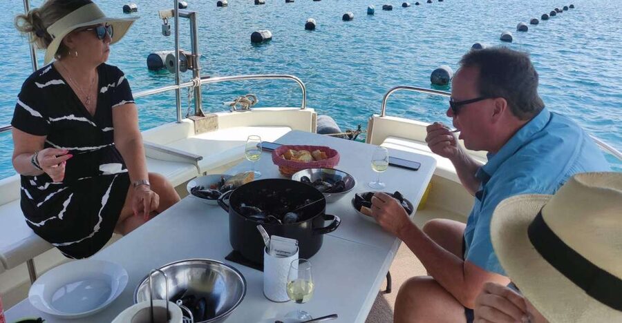 Dubrovnik: Oyster, Mussles, and Wine Tasting Tour in Ston - Why the oyster boat is the heart of the trip