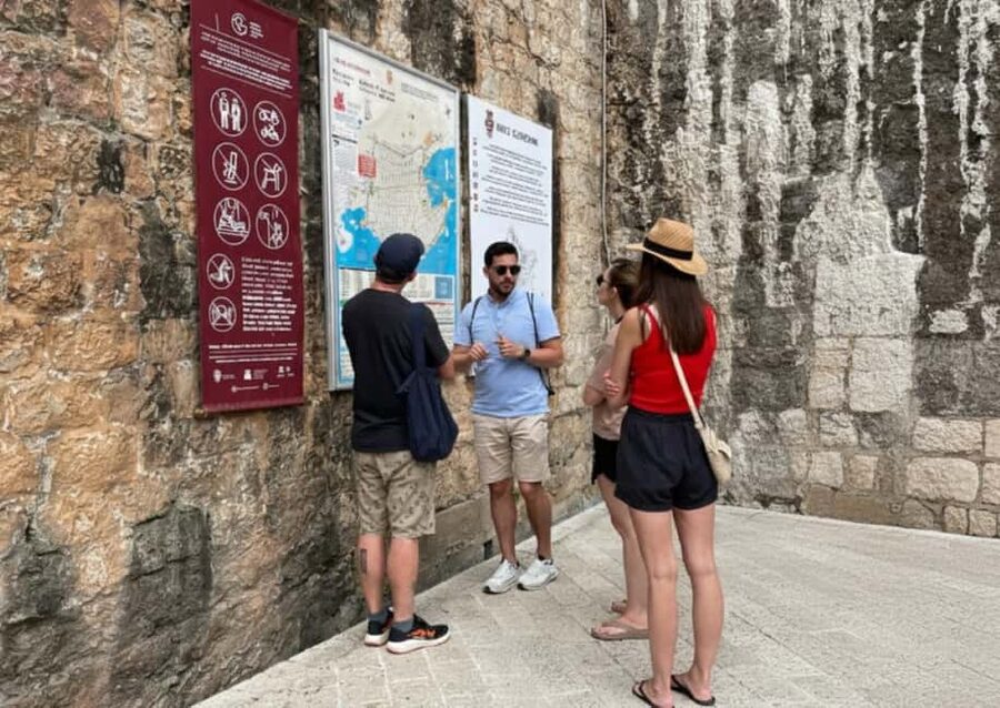 Dubrovnik: Pile Gate & Old Town with Spices and Hidden Gems - Cathedral, Jesuit Stairs, and Luža Square