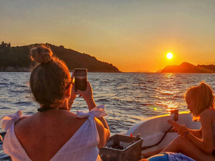 Dubrovnik: Private Boat Cruise at Sunset with Champagne - Key points at a glance