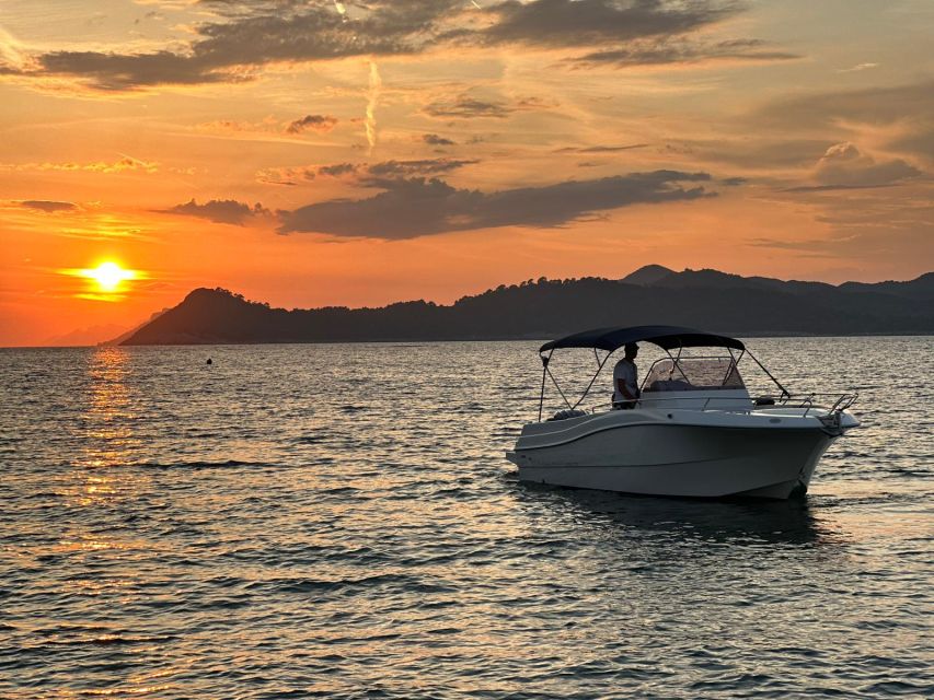 Dubrovnik: Private Elaphiti Islands and Blue Cave Tour - Why a Private Boat Works Well Around Dubrovnik
