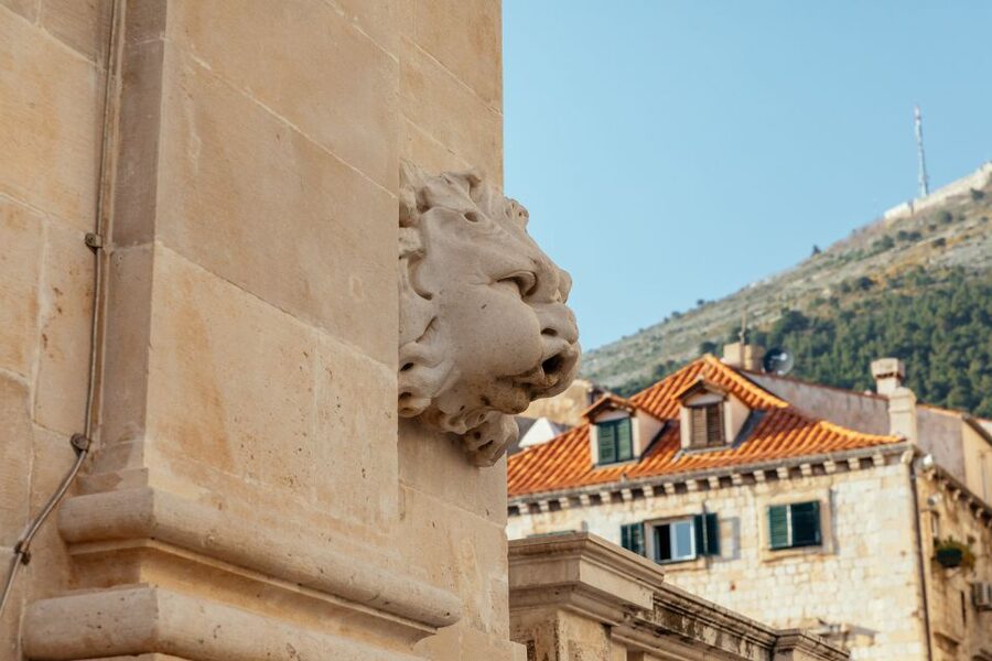 Dubrovnik: Private Family Friendly City Tour with Guide - Stradun: Dubrovnik’s main stage