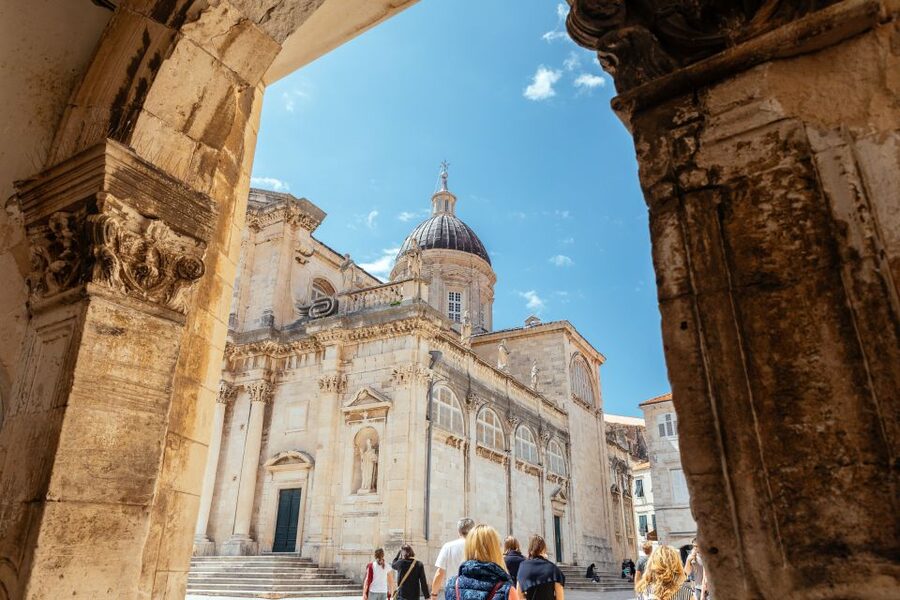 Dubrovnik: Private Family Friendly City Tour with Guide - Pile Gate and the art of keeping the pace easy