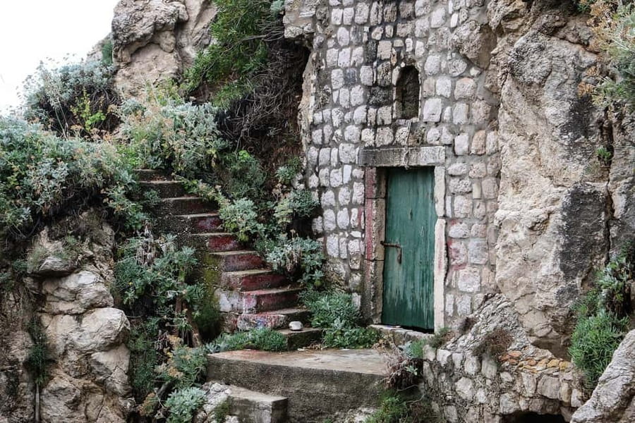 Dubrovnik: Private Game of Thrones Tour: Inside Look - The West Harbour sets the scene