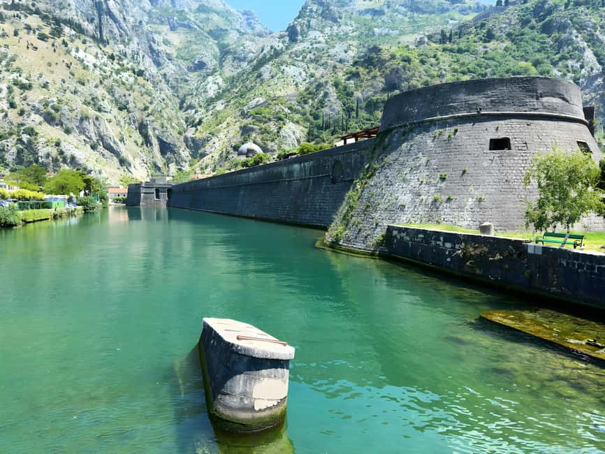 Dubrovnik: Private Tour to Montenegro, Kotor, and Perast - From Dubrovnik to Montenegro by private van