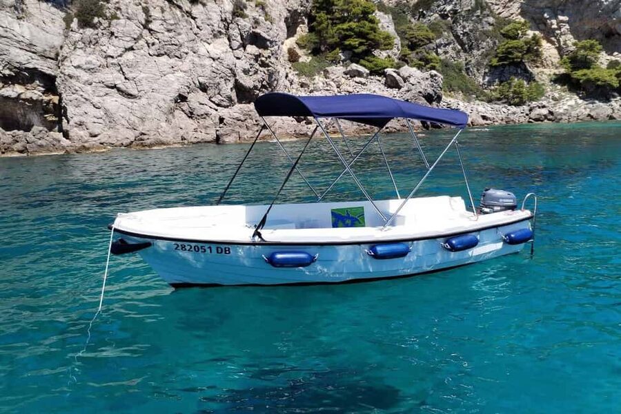 Dubrovnik: Rent a fun and easy to use boat without license - Getting started at House Tereza