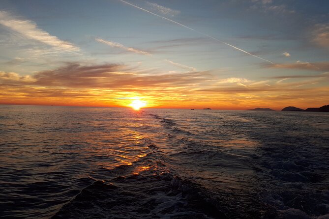 Dubrovnik Romantic Sunset Boat Tour - Leaving from Lapadska Obala Pier at 6:00 pm
